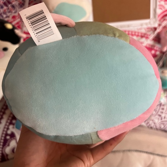 Spring Cayden squishmallow - Picture 5 of 6